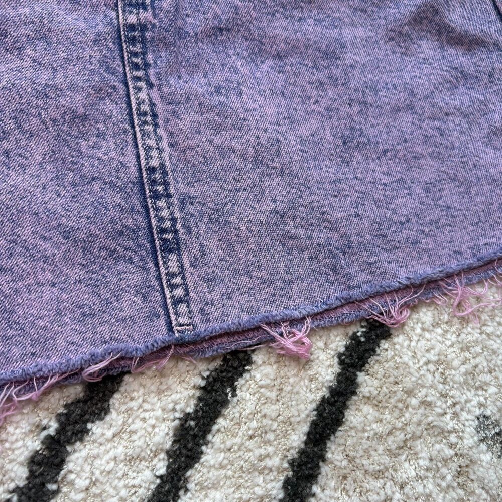 Topshop Moto Denim Mini Skirt Womens 8 Purple Acid Wash Raw Hem 90s RARE ASOT - Picture 5 of 8